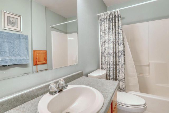 W334N7700 Stone Bank ROAD, Oconomowoc, WI 53066