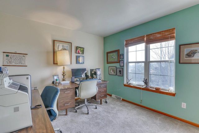 W334N7700 Stone Bank ROAD, Oconomowoc, WI 53066