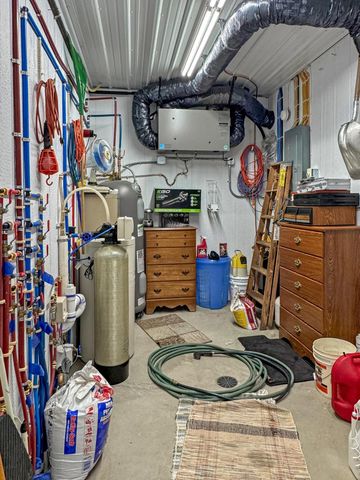 431 Elizabeth Avenue, Lake Wilson, MN 56151