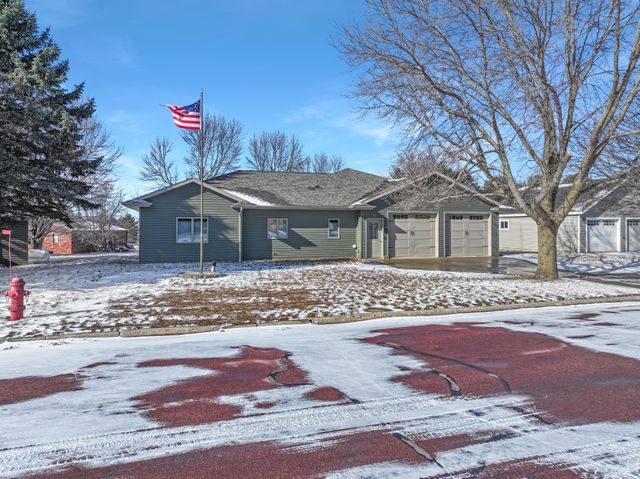 431 Elizabeth Avenue, Lake Wilson, MN 56151