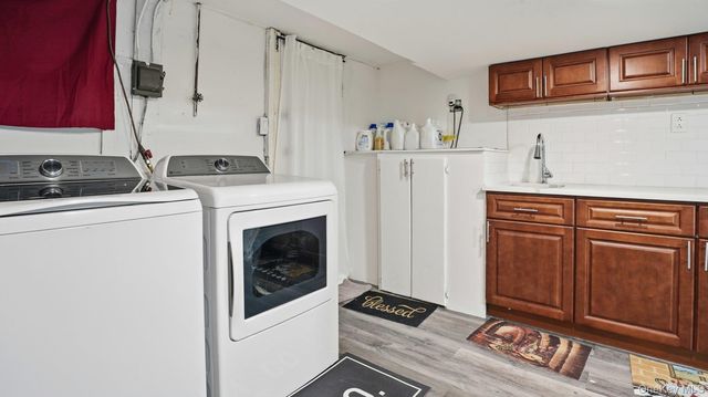 8 Myrtle Avenue, Brentwood, NY 11717