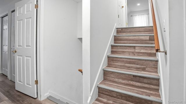 8 Myrtle Avenue, Brentwood, NY 11717