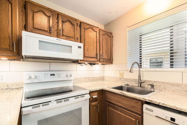 14 Franklin Heights, Rochester, NH 03866