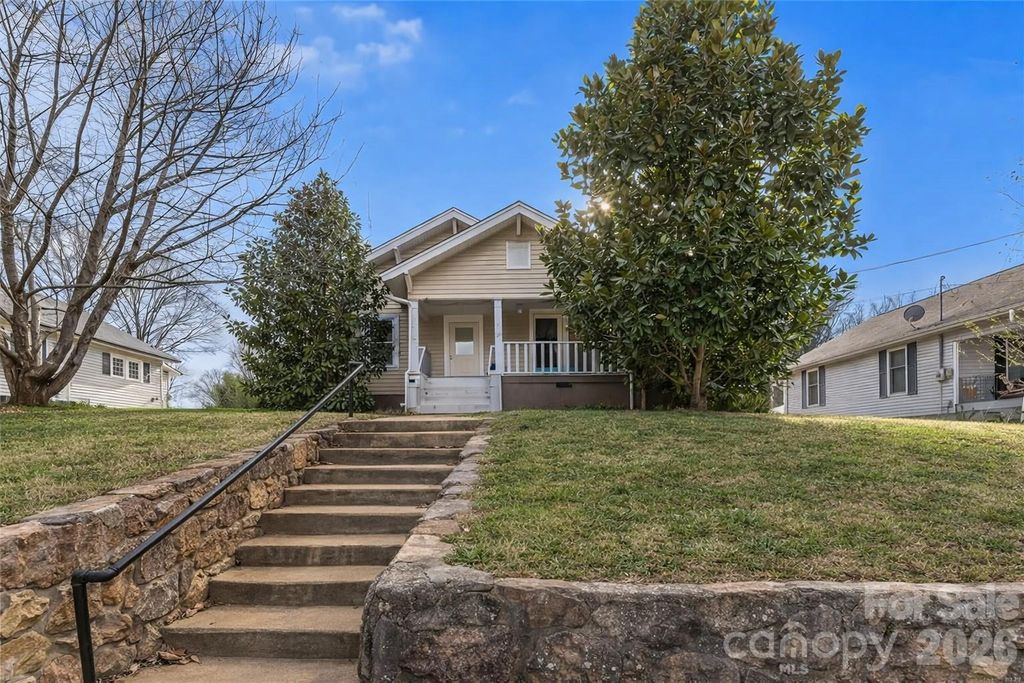 77 Archer Street, Granite Falls, NC 28630