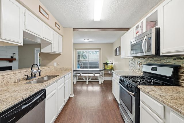 301 Zachary Cove, Bryant, AR 72022