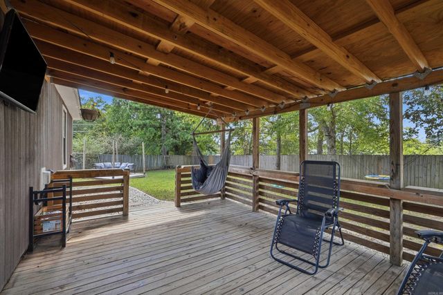 301 Zachary Cove, Bryant, AR 72022