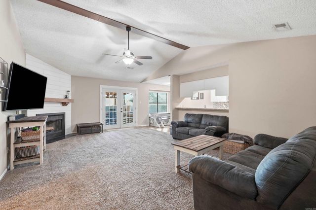 301 Zachary Cove, Bryant, AR 72022