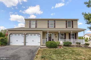 921 MAPLEWOOD LN, Enola, PA 17025