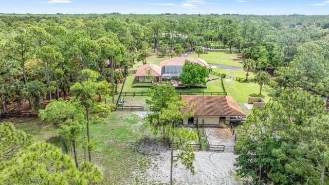 2559 Palm Deer Drive, Loxahatchee, FL 33470