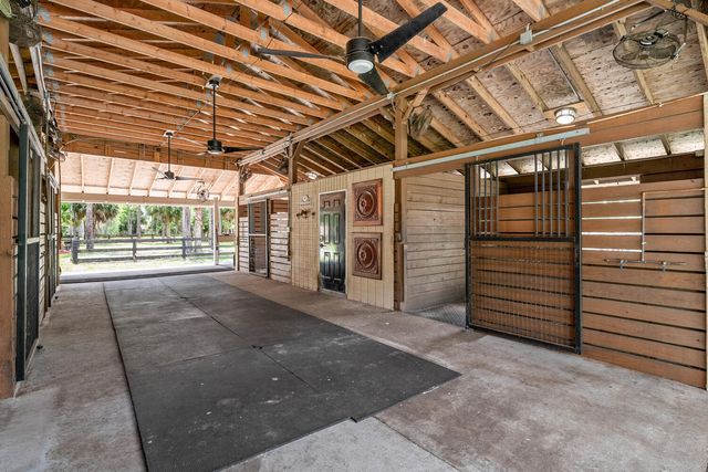 2559 Palm Deer Drive, Loxahatchee, FL 33470