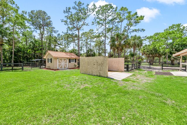 2559 Palm Deer Drive, Loxahatchee, FL 33470
