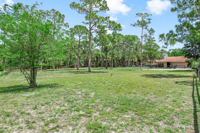 2559 Palm Deer Drive, Loxahatchee, FL 33470