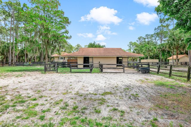 2559 Palm Deer Drive, Loxahatchee, FL 33470