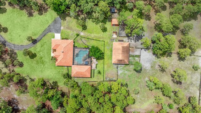 2559 Palm Deer Drive, Loxahatchee, FL 33470