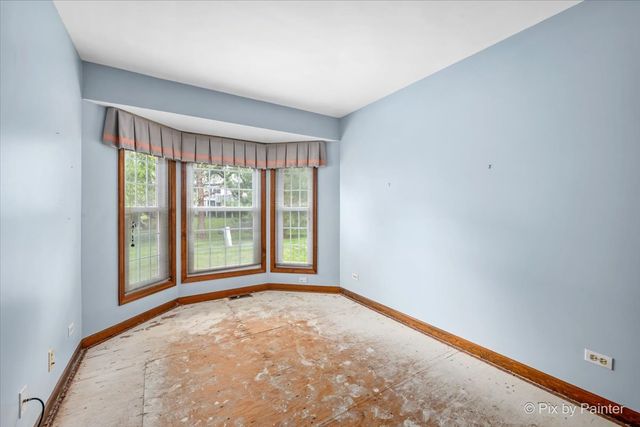 224 LORRAINE Circle 224, Bloomingdale, IL 60108
