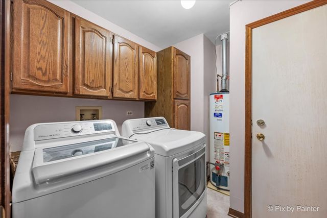 224 LORRAINE Circle 224, Bloomingdale, IL 60108