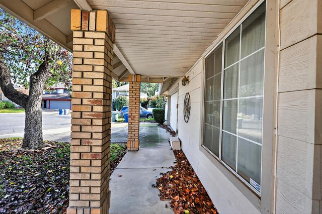 3045 Silver Elm Ct, Merced, CA 95340