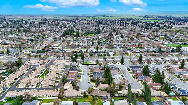 3045 Silver Elm Ct, Merced, CA 95340