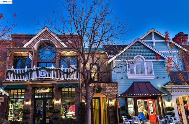 1275 Greenbrook Drive, Danville, CA 94526