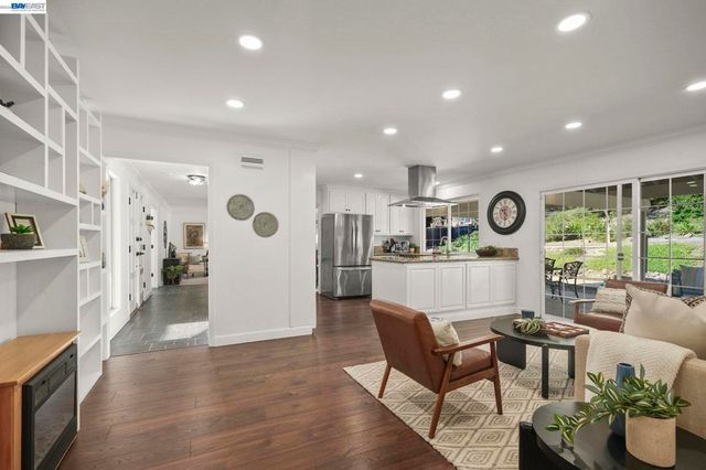 1275 Greenbrook Drive, Danville, CA 94526