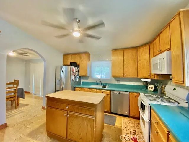5971 Rose Ellen, 29 Palms, CA 92277