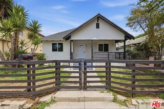 137 W 47th Place, Los Angeles, CA 90037