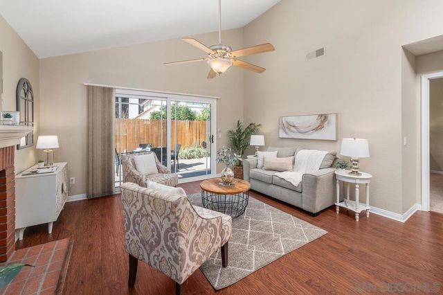 2427 Heatherwood Ct, Escondido, CA 92026