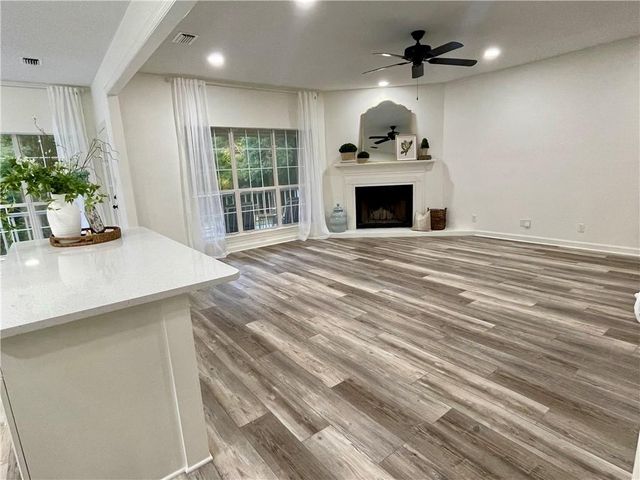 8970 Celeste Road, Saraland, AL 36571