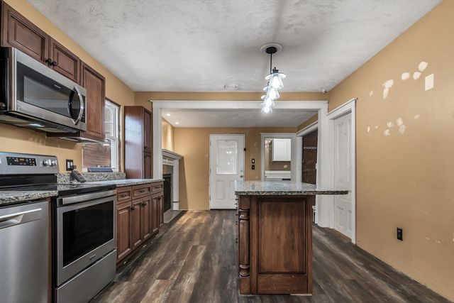 83 Prospect 1, Worcester, MA 01605