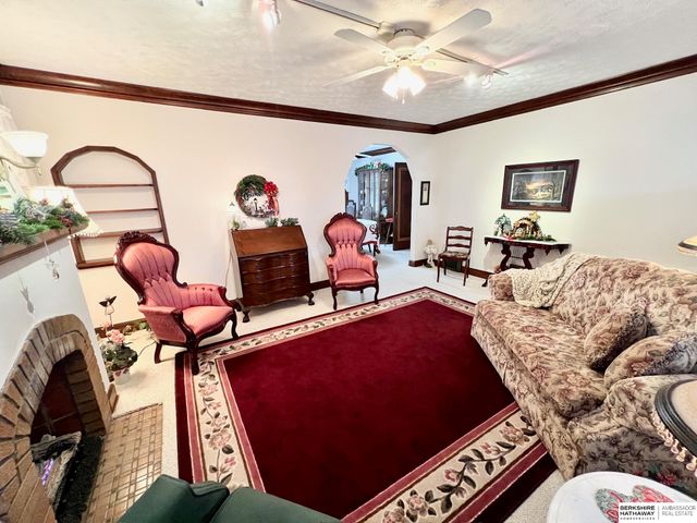 5023 Corby Street, Omaha, NE 68104