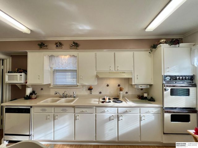 5023 Corby Street, Omaha, NE 68104