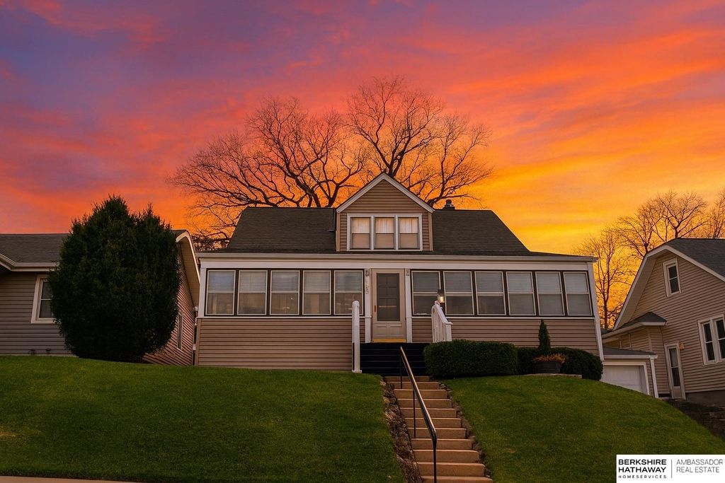 5023 Corby Street, Omaha, NE 68104