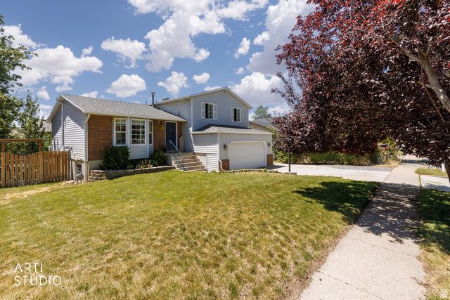 1122 E 2400 N, Layton, UT 84040