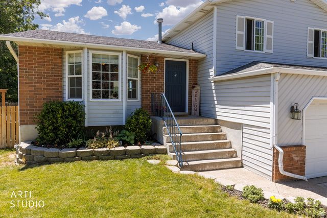 1122 E 2400 N, Layton, UT 84040