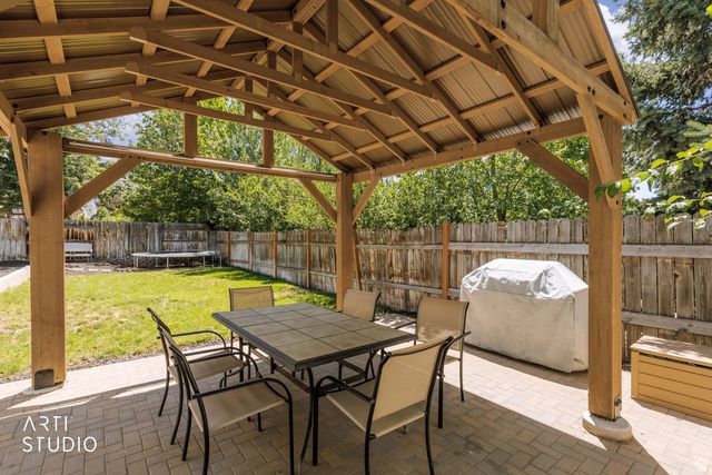 1122 E 2400 N, Layton, UT 84040