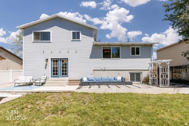 1122 E 2400 N, Layton, UT 84040