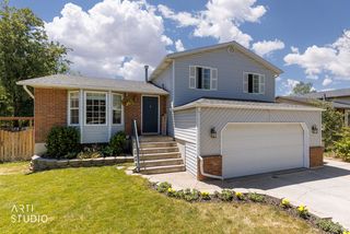 1122 E 2400 N, Layton, UT 84040