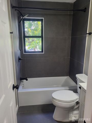 174 Rutgers Street, New Brunswick, NJ 08901