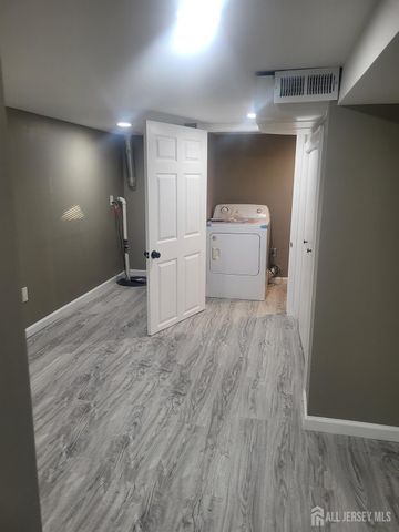 174 Rutgers Street, New Brunswick, NJ 08901