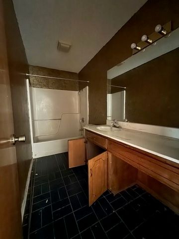 329 Walnut Avenue, Azle, TX 76020