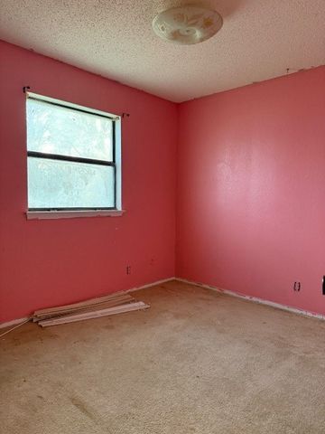 329 Walnut Avenue, Azle, TX 76020