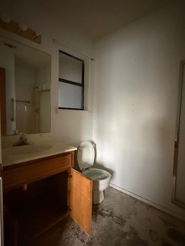 329 Walnut Avenue, Azle, TX 76020