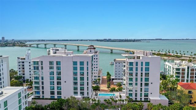 223 GOLDEN GATE POINT 302, Sarasota, FL 34236