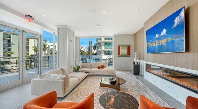 223 GOLDEN GATE POINT 302, Sarasota, FL 34236