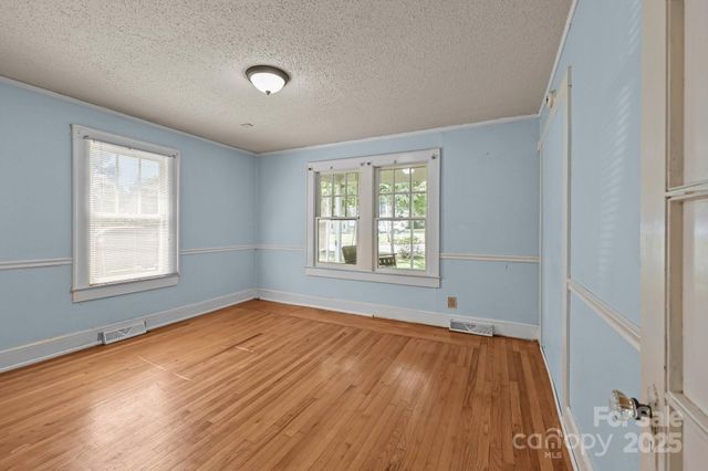 1233 E Cannon Avenue, Albemarle, NC 28001