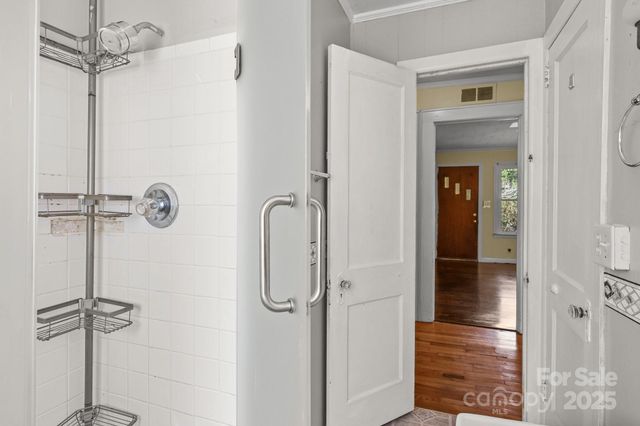 1233 E Cannon Avenue, Albemarle, NC 28001