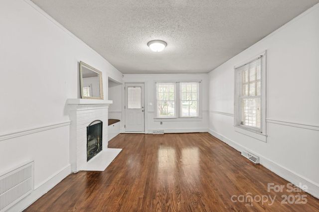 1233 E Cannon Avenue, Albemarle, NC 28001