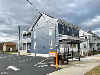 14 W PENN AVE #3, Robesonia, PA 19551