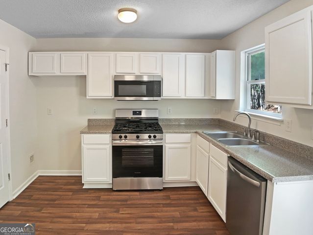 4840 Heather Mill Trace, Snellville, GA 30039