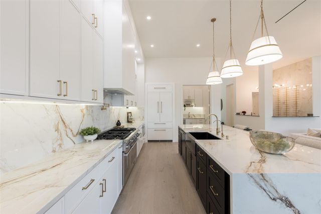 3607 Dumbarton Street, Houston, TX 77025